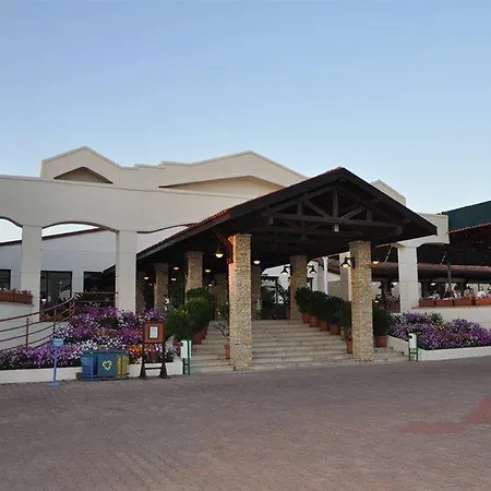 Aska Costa Club Side